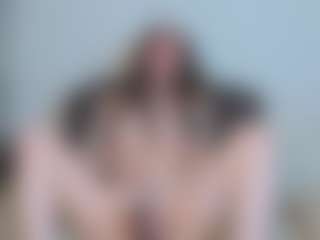 EmelineMooring's Live Sex Cam Show