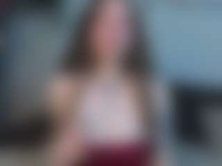 EmelineMooring's Live Sex Cam Show