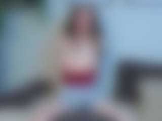 EmelineMooring's Live Sex Cam Show