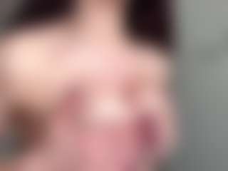 Live cam show with KatiaCogbill - College on madthumbs