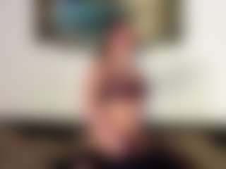 Live cam show with KatiaCogbill - Cowgirl on friskycurves.com
