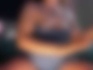 Live cam show with Lilit-Sinful - Blue Eyes on AdultVida.com
