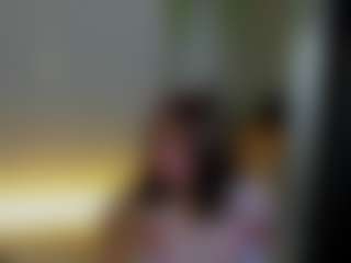 Maya-Raay's Live Sex Cam Show