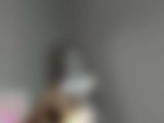 Maya-Raay's Live Sex Cam Show