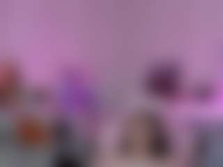 Live cam show with Maya-Raay - Body Massage on Camiplay Live