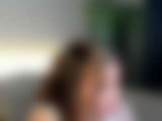 Live cam show with Maya-Raay - Body Massage on Uber Horny