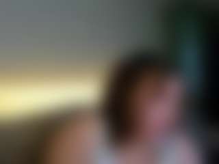 Live cam show with Maya-Raay - Pretty on SpankPalCams