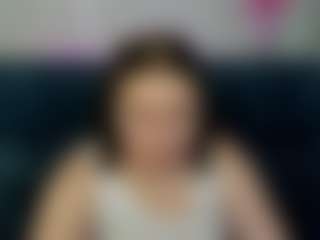 Live cam show with Maya-Raay - Sexydance on dropp.cam