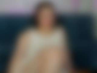 Live cam show with Maya-Raay - Pretty on x69.live