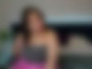 Maya-Raay's Live Sex Cam Show