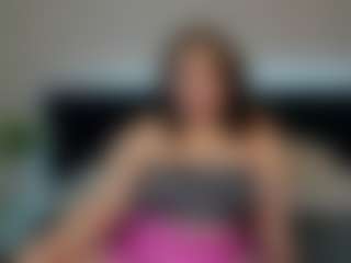 Live cam show with Maya-Raay - Curvy Small Tits on Camsoda