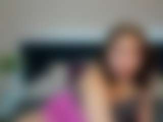 Live cam show with Maya-Raay - Striptease on TastyBlacksLive