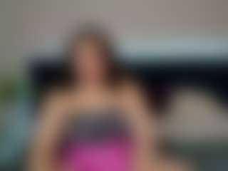 Maya-Raay's Live Sex Cam Show