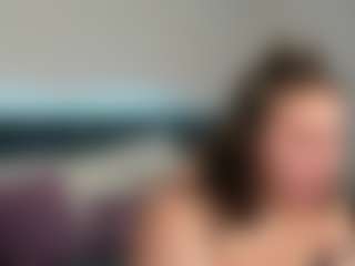 Live cam show with Maya-Raay - Twerking on fapnchat