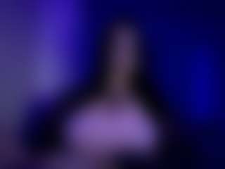 Live cam show with RachelLangham - Striptease Latina on Chatstar