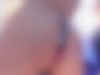 Live cam show with Shary-leon - Mature on Camsoda