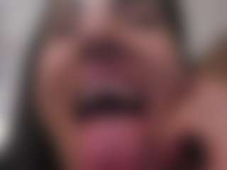 Shary-leon's Live Sex Cam Show