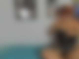 sweet-rosse72's Live Sex Cam Show