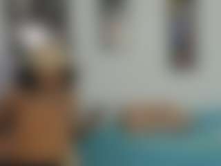 sweet-rosse72's Live Sex Cam Show
