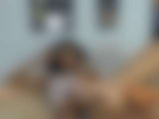 sweet-rosse72's Live Sex Cam Show