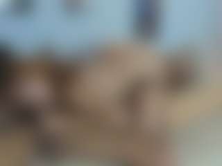 sweet-rosse72's Live Sex Cam Show