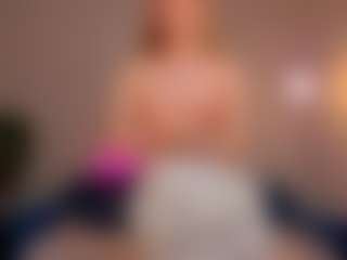 Live cam show with Victoori-Fox - Blue Eyes on milfzrlive.com