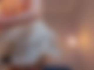 Live cam show with Victoori-Fox - Camel Toe on Camsoda