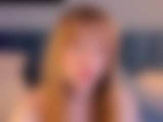 Live cam show with Victoori-Fox - Blonde Hair on CSO-WL