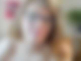 Live cam show with ZoeViltz - Yoga on crypto-cams
