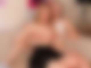 Live cam show with ZoeViltz and Judi - Cum on Camsoda