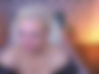 Live cam show with CrystalVibe - Vr Sex on SpunkLive