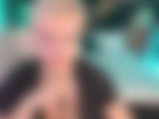 CrystalVibe's Live Sex Cam Show