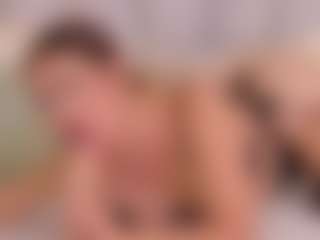 Live cam show with EmmaConti2 - Normal on Fling VIP Chat