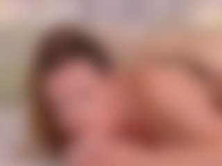 Live cam show with EmmaConti2 - Drinking on anonymated.com