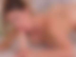 Live cam show with EmmaConti2 - Blonde Hair on iamadamtest123.com