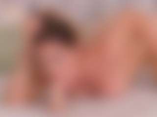 Live cam show with EmmaConti2 - Blonde Hair on iamadamtest123.com