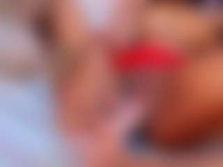 Live cam show with ErikaMoore - Petite on Instabang