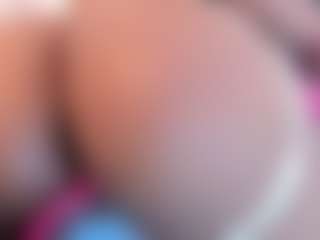 Live cam show with ErikaMoore - Ebony on studioflirtlive.com | colombia