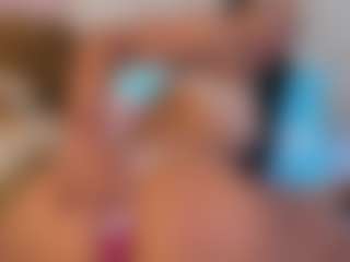 Live cam show with ErikaMoore - Latina on liverealitysex.com | colombia