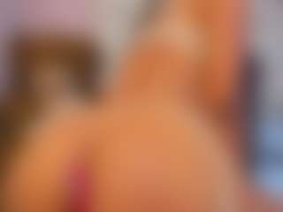 Live cam show with ErikaMoore - Ebony Lovense on Camiplay Live | colombia