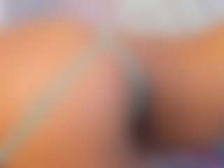 Live cam show with ErikaMoore - Squirt on slutload