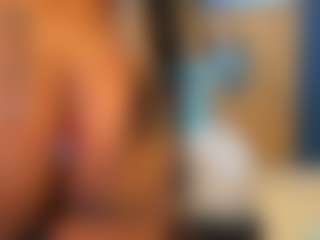 ErikaMoore's Live Sex Cam Show