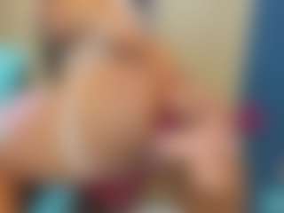 Live cam show with ErikaMoore - Strip on camwithhim.com