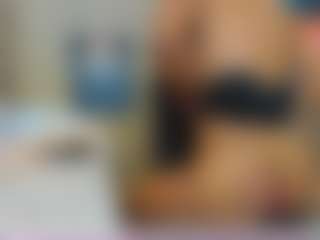 ErikaMoore's Live Sex Cam Show