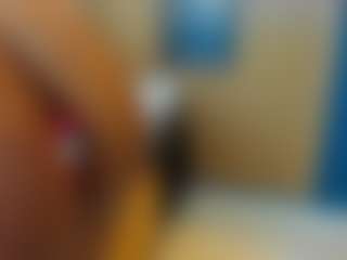 ErikaMoore's Live Sex Cam Show