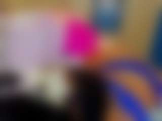 Live cam show with ErikaMoore - Public Ebony on xxxlivecams.org