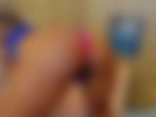ErikaMoore's Live Sex Cam Show
