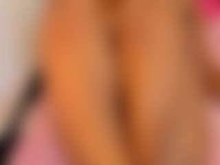 ErikaMoore's Live Sex Cam Show