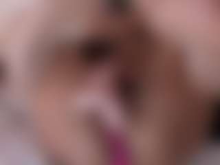 ErikaMoore's Live Sex Cam Show