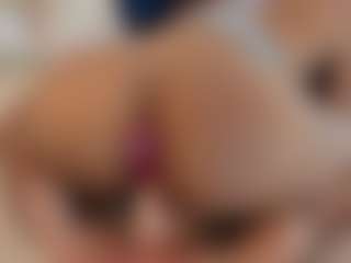 ErikaMoore's Live Sex Cam Show